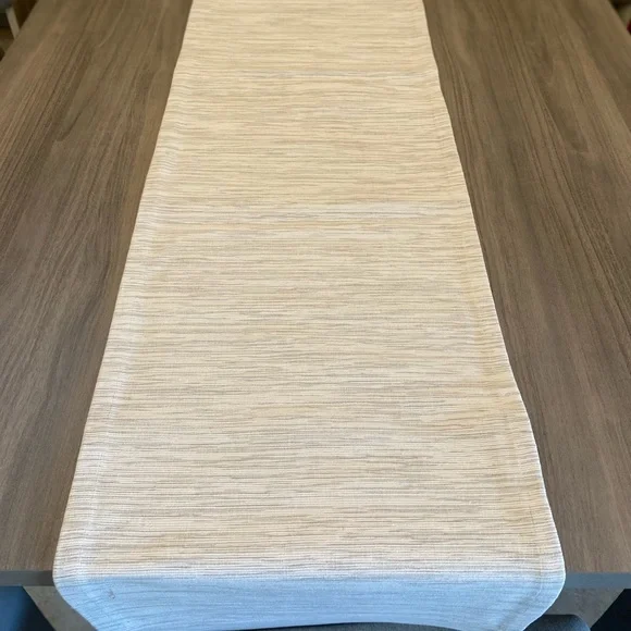 Crate & Barrel Aspen Cotton Dining Table Runner 90 x 14 - Picture 2 of 4